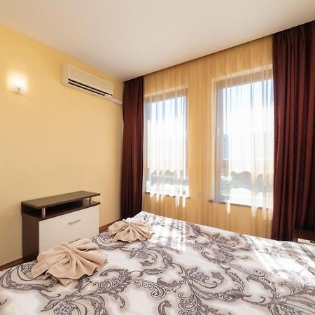 Admiral Amazing Sea View Apartment โกลเดน แซนส์ ภายนอก รูปภาพ