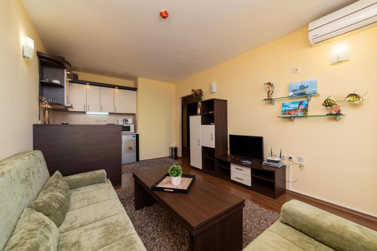 Admiral Amazing Sea View Apartment โกลเดน แซนส์ ภายนอก รูปภาพ