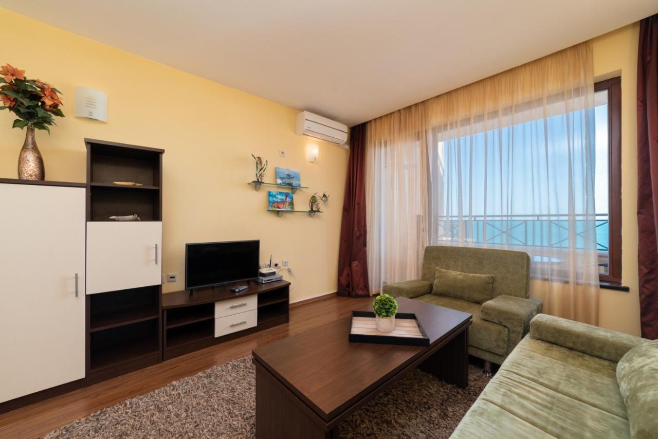 Admiral Amazing Sea View Apartment โกลเดน แซนส์ ภายนอก รูปภาพ