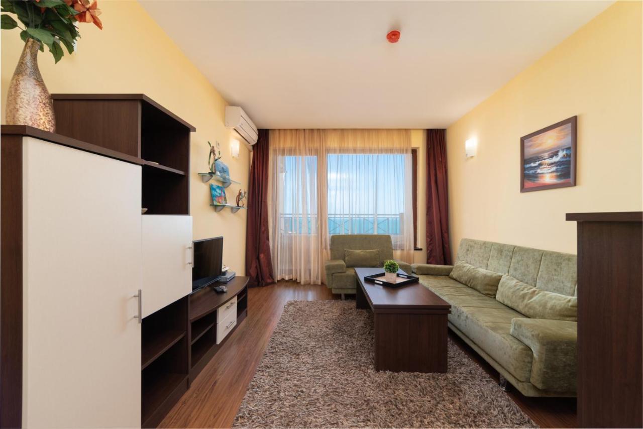 Admiral Amazing Sea View Apartment โกลเดน แซนส์ ภายนอก รูปภาพ